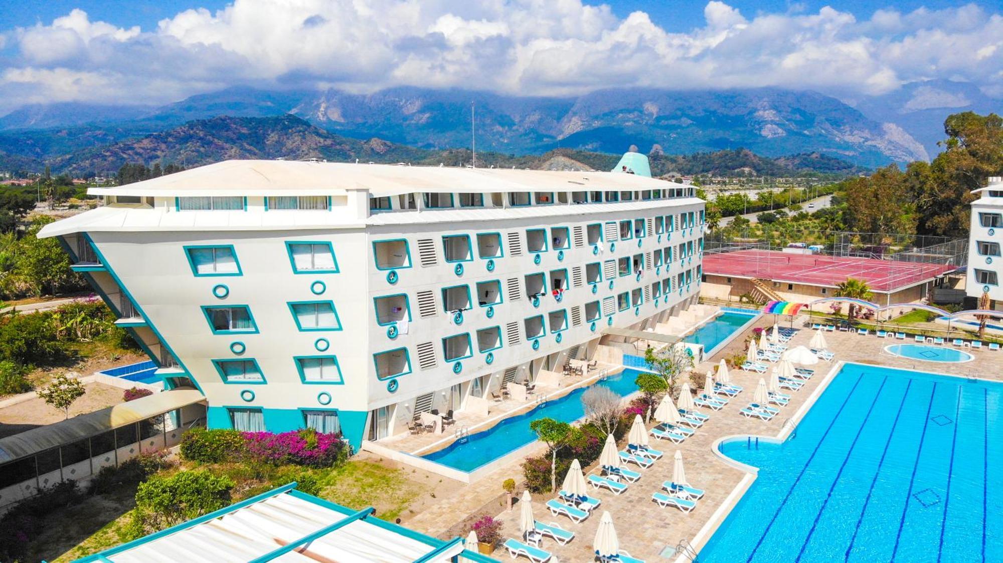Daima Biz - Dolusu Aquapark Access Hotel 5*
