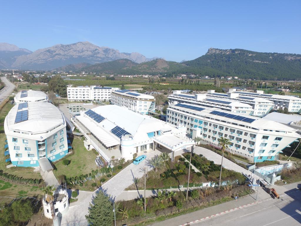 Daima Biz - Dolusu Aquapark Access